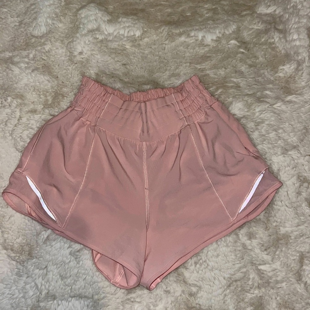Size 2 baby pink lulu lemon shorts inseam 4 hotty hot shorts